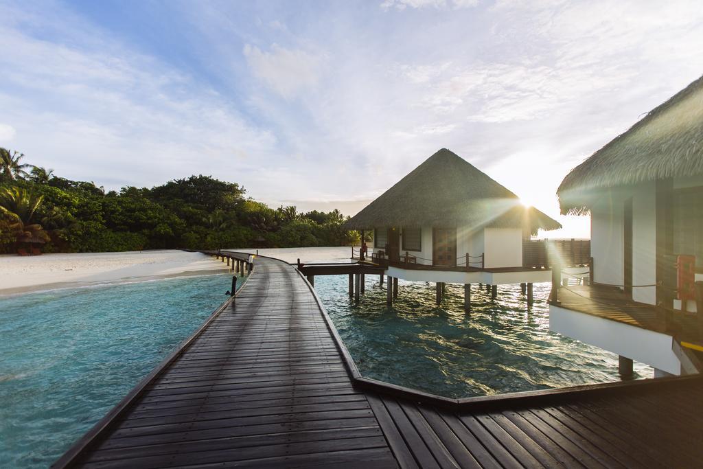 Adaaran Prestige Water Villas Meedhoo  Екстериор снимка