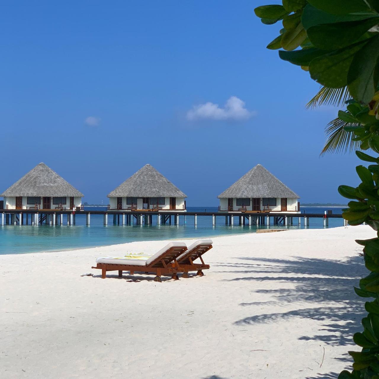 Adaaran Prestige Water Villas Meedhoo  Екстериор снимка